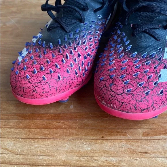 Adidas Predator Freak with Demonskin Tech - Picture 5 of 7